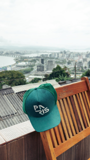 Tem dias que não são só dias.
Viram memória.

O Morro do Mocotó virou galeria.
Mas não daquelas com porta e silêncio…
Era céu aberto, riso solto e tinta Paris correndo livre.

A arte fez o que ela faz de mais bonito:
transformou o espaço e conectou gente.

É sobre isso que a gente acredita todos os dias.
Transformar ambientes para encantar pessoas através das cores e da arte.

Quem viveu, sabe.
Quem não viveu… dá pra sentir um pouquinho agora 💛