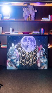 A Paris ainda não superou essa noite mágica. ✨

Temos muito orgulho de fazer parte dessa história através das nossas tintas e telas e de apoiar projetos que usam a arte para transformar vidas.

Que noite. Que energia. 💛